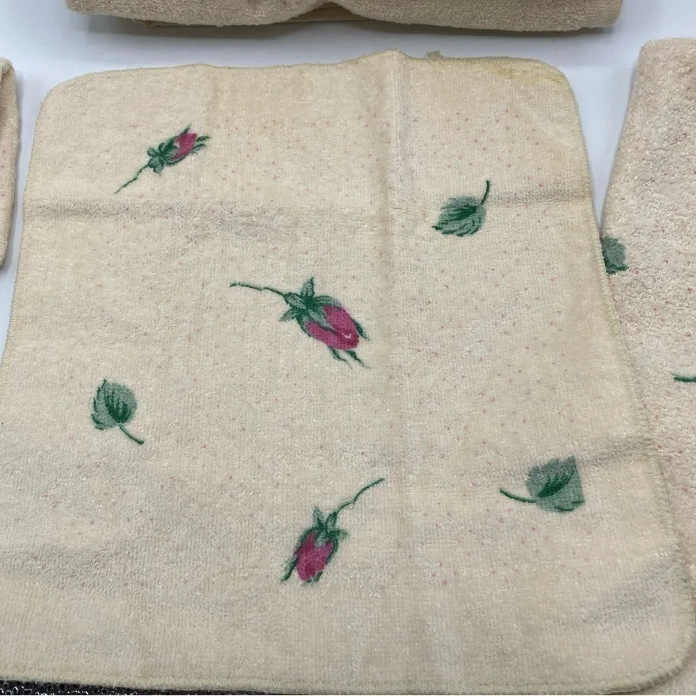 Vintage Cannon Bath Towels Wash Cloth White Pink Rose Floral Cottage Core USA